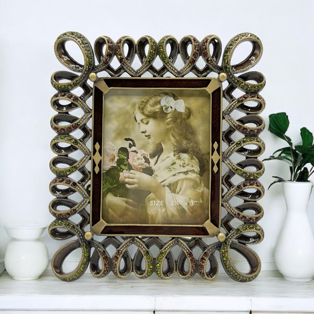 Vintage Italy Tizo Jeweled Rhinestones Loop Heart Photo Picture Frame 2.5" X 3"